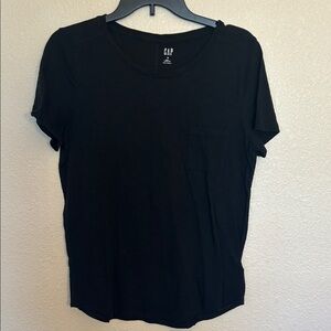 GAP Women's Classic Black Tee